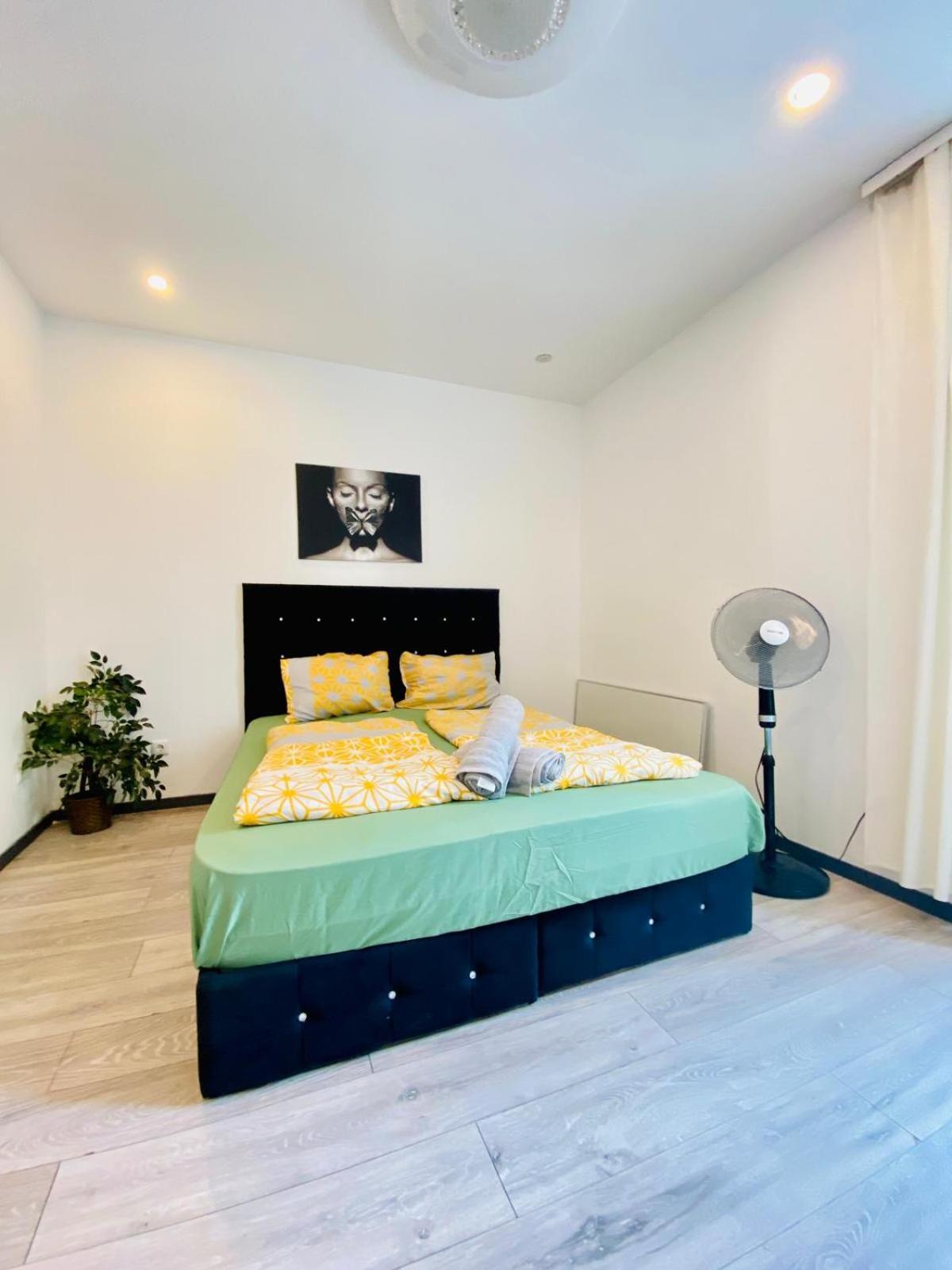 Cute 1Br Apt - 10 Mins Walk From Downtown Wien Exteriör bild
