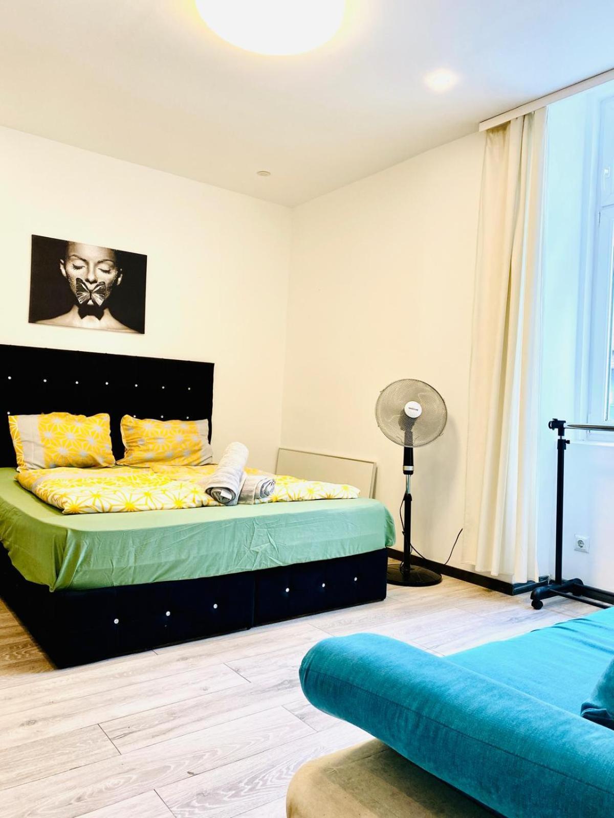Cute 1Br Apt - 10 Mins Walk From Downtown Wien Exteriör bild
